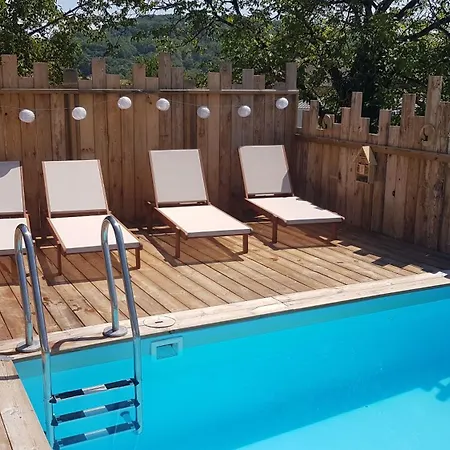 Holiday home Gitedebaunac Aubas